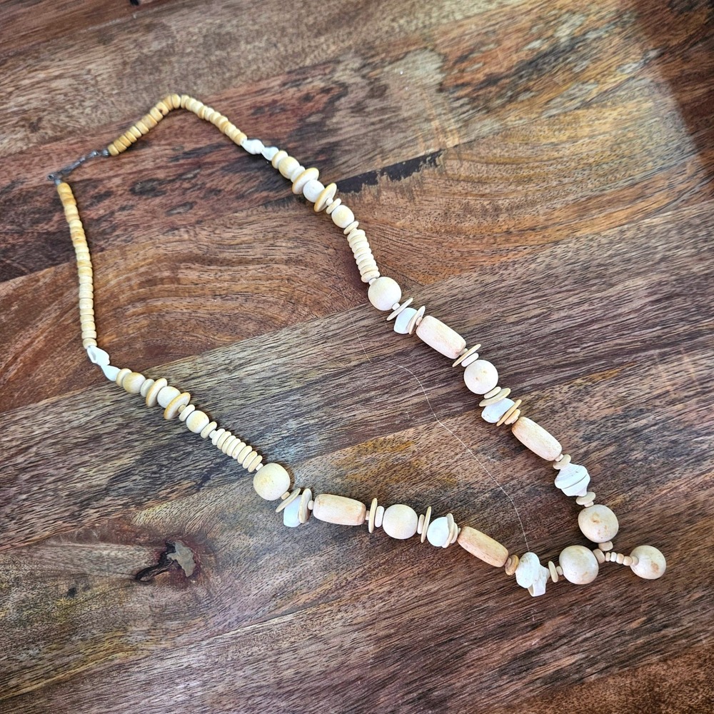 Vintage Wood Sea Shell Beaded‎ Necklace Cream Tan Boho Beachy 12" chunky natural